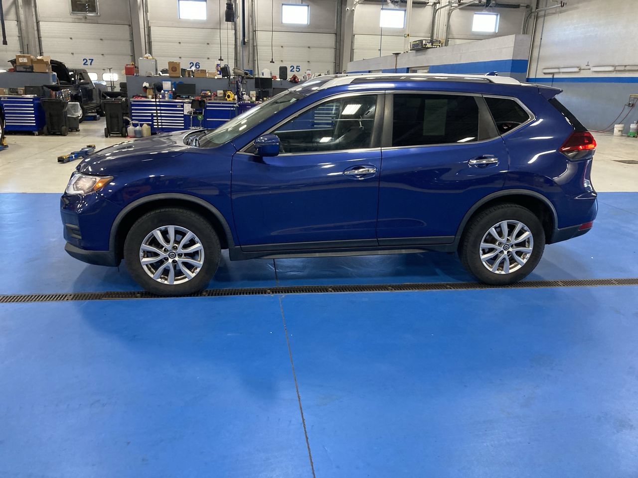 Used 2019 Nissan Rogue SV AWD/4WD image 4