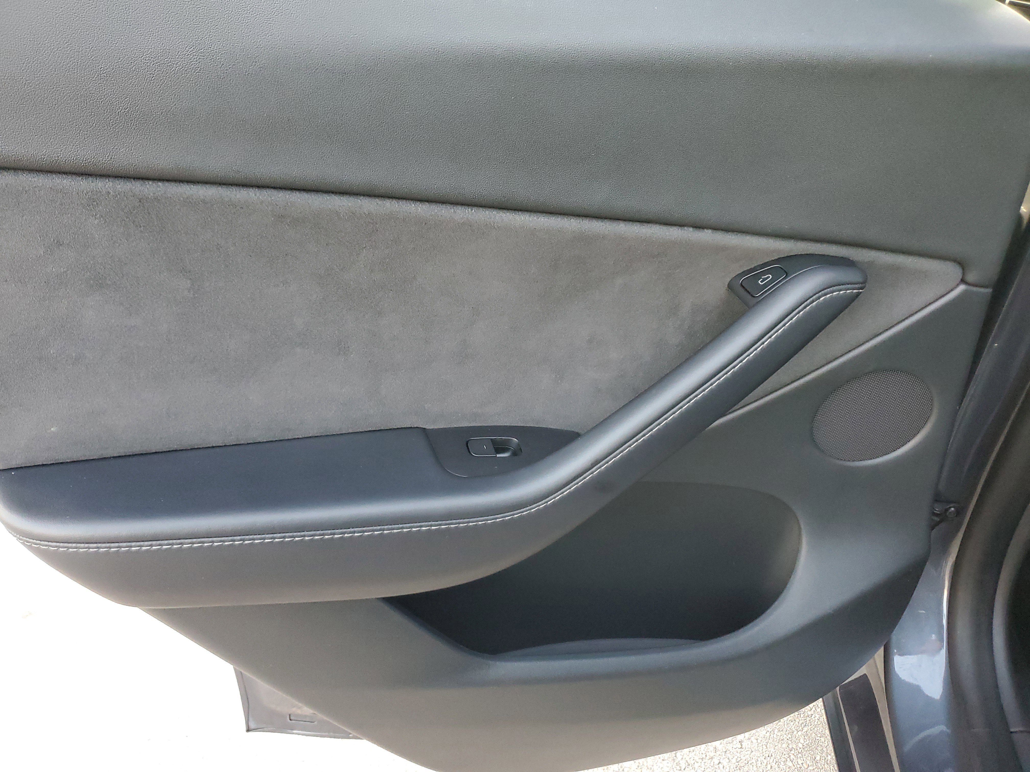 Used 2022 Tesla Model Y Performance image 25