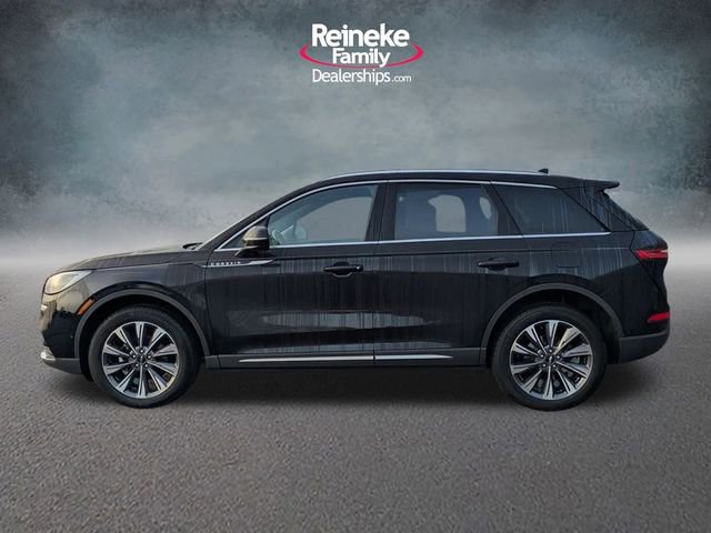Used 2023 Lincoln Corsair Reserve w/ Towing Package AWD/4WD image 9