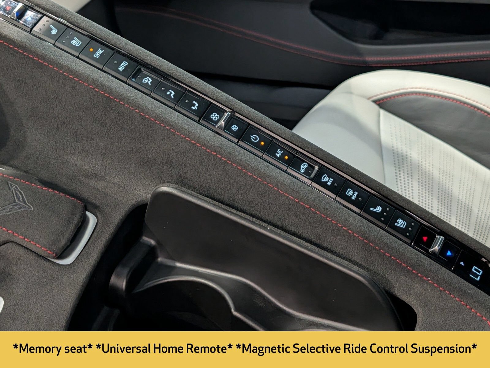 Used 2023 Chevrolet Corvette Stingray Premium Conv RWD image 11
