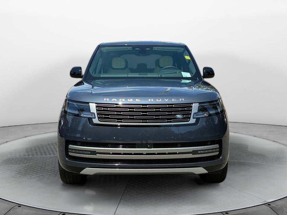 New 2026 Land Rover Range Rover Long Wheelbase SE AWD/4WD image 2