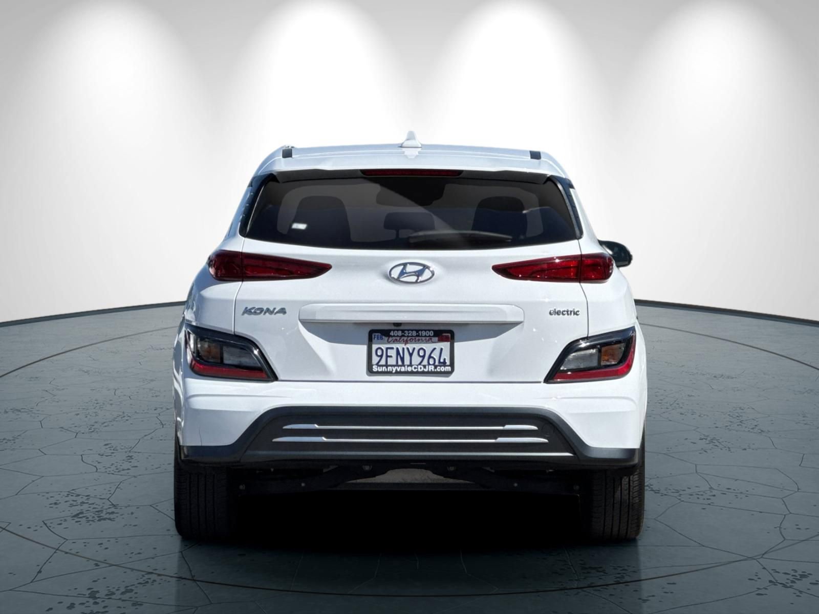 Used 2023 Hyundai Kona SE FWD image 5