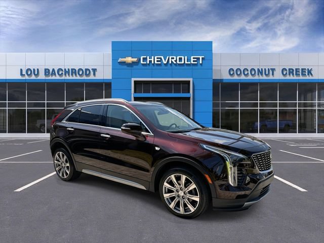 Used 2021 Cadillac XT4 Premium Luxury w/ Driver Awareness Package FWD image 2