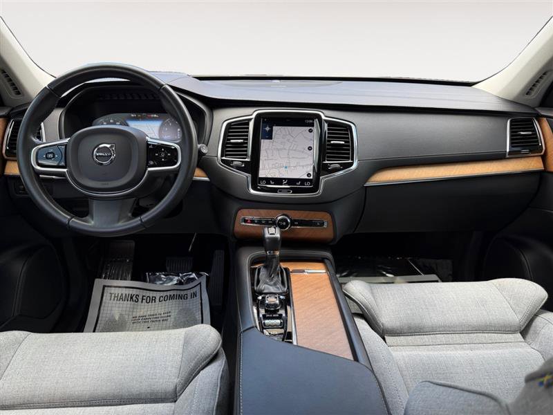 Used 2020 Volvo XC90 T6 Inscription w/ Protection Package Premier image 11