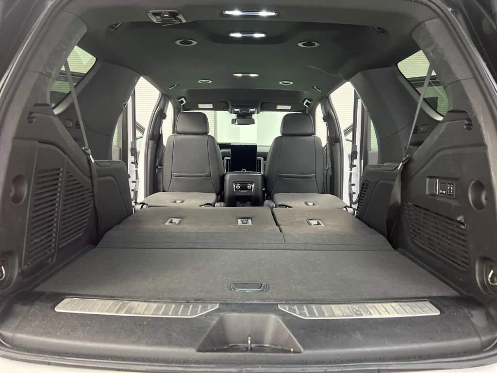 Used 2025 GMC Yukon Denali image 37