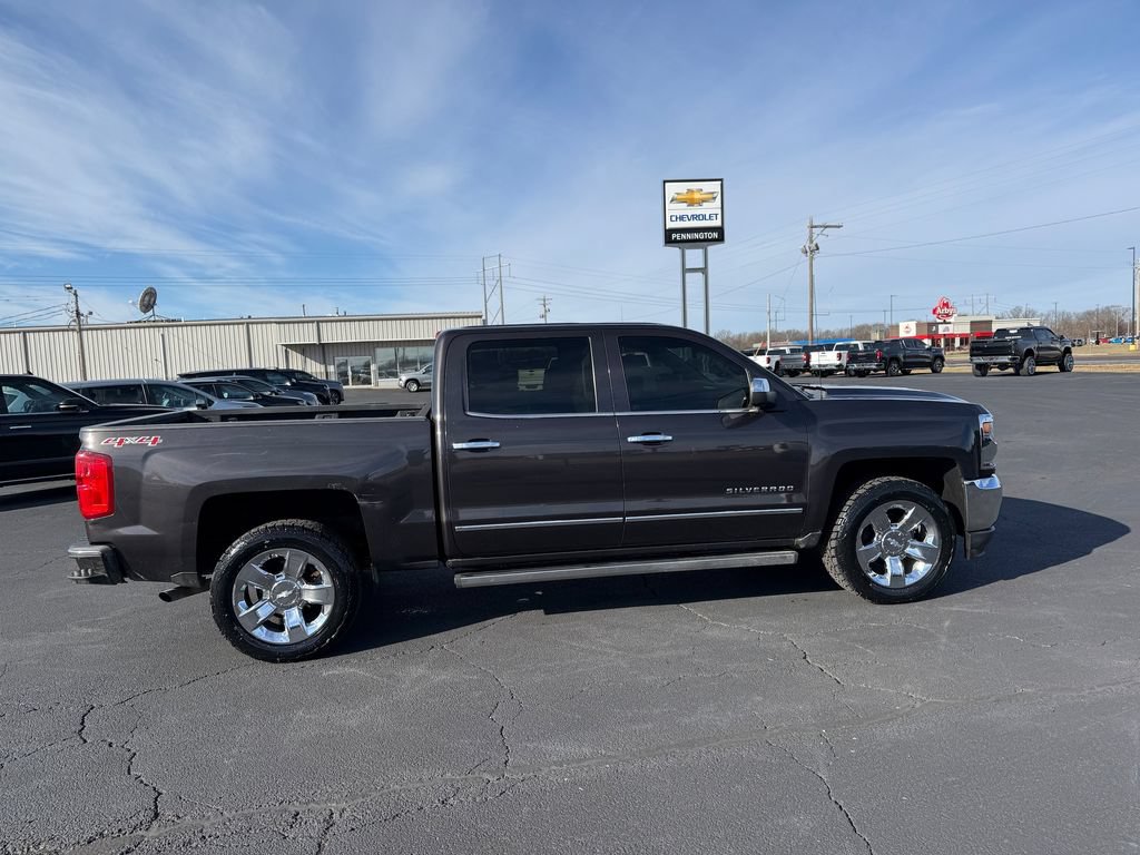 Used 2016 Chevrolet Silverado 1500 LTZ w/ LTZ Plus Package AWD/4WD image 27