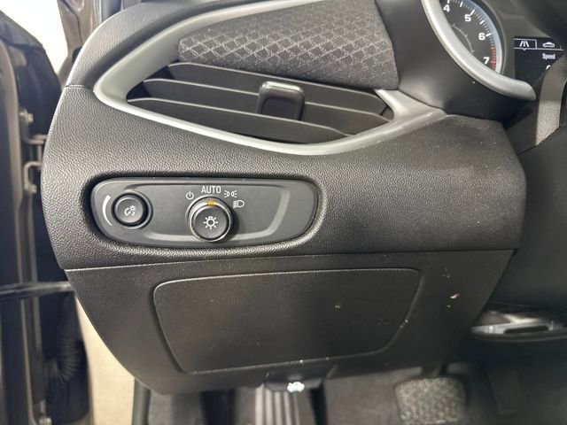 Used 2023 Chevrolet Malibu LT image 19