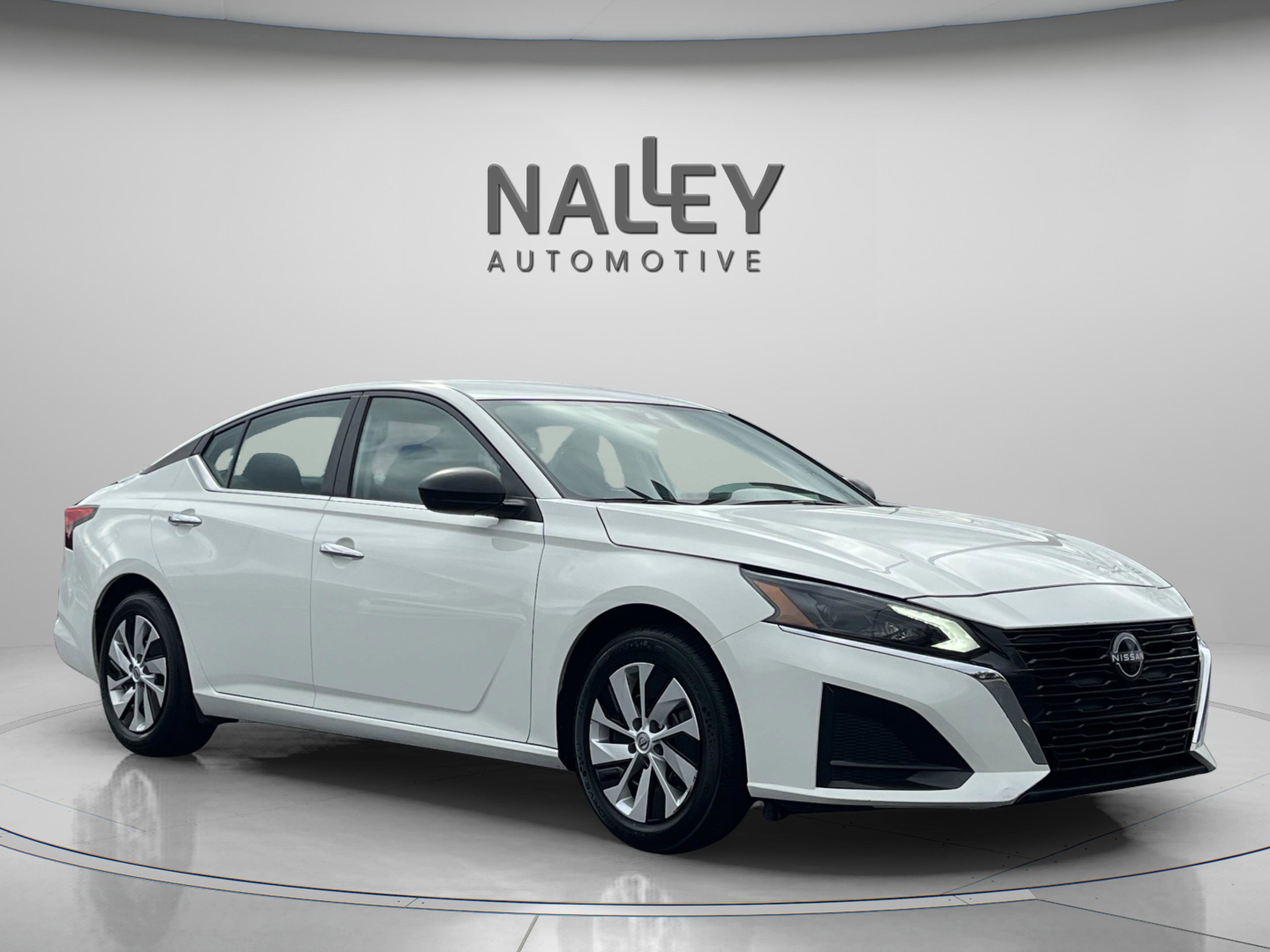 Used 2024 Nissan Altima 2.5 S image 23