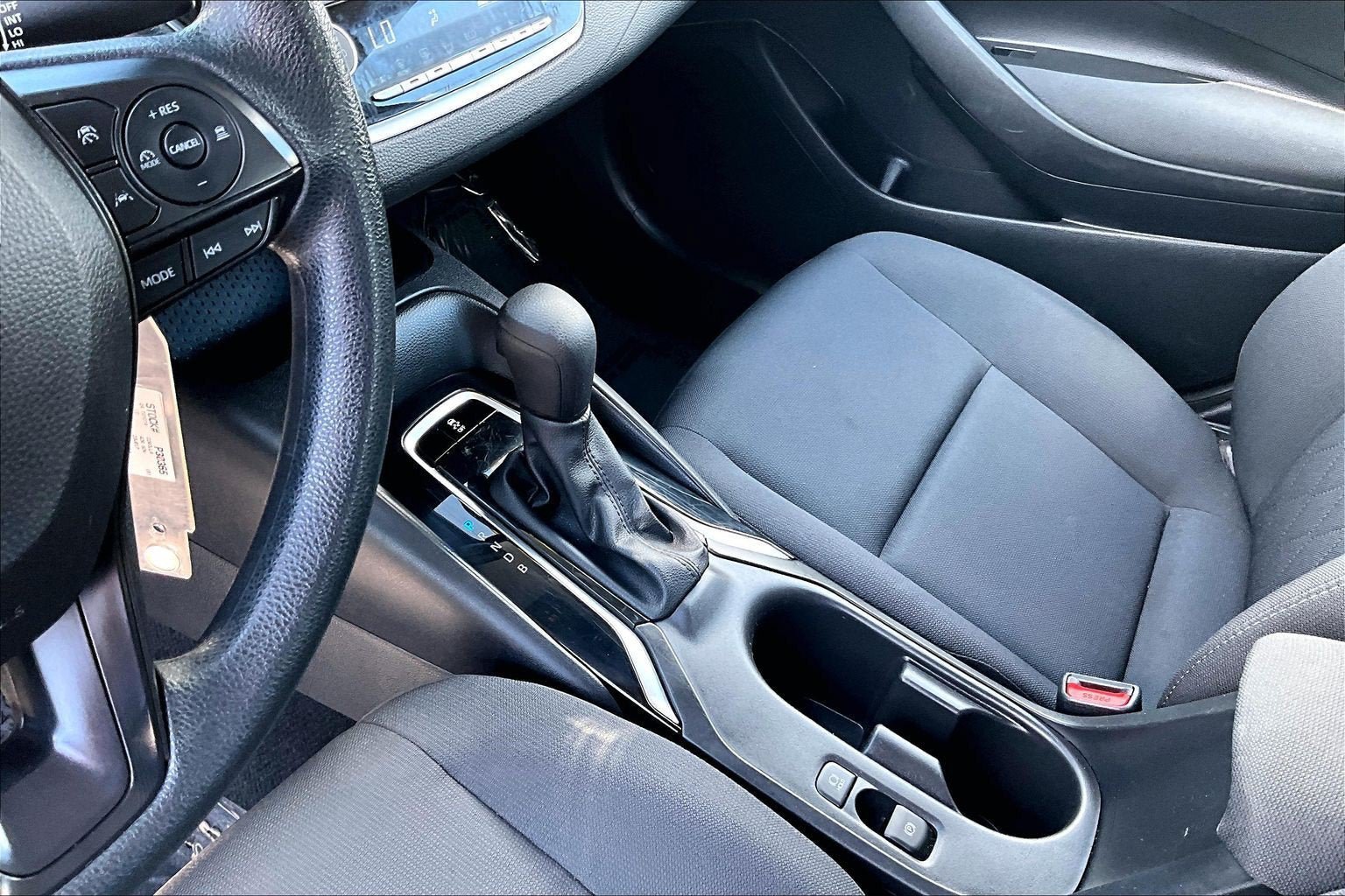 Used 2024 Toyota Corolla LE FWD image 16