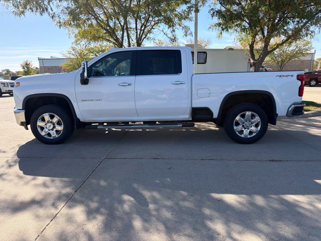 Used 2020 Chevrolet Silverado 2500 LTZ w/ LTZ Plus Package AWD/4WD image 12