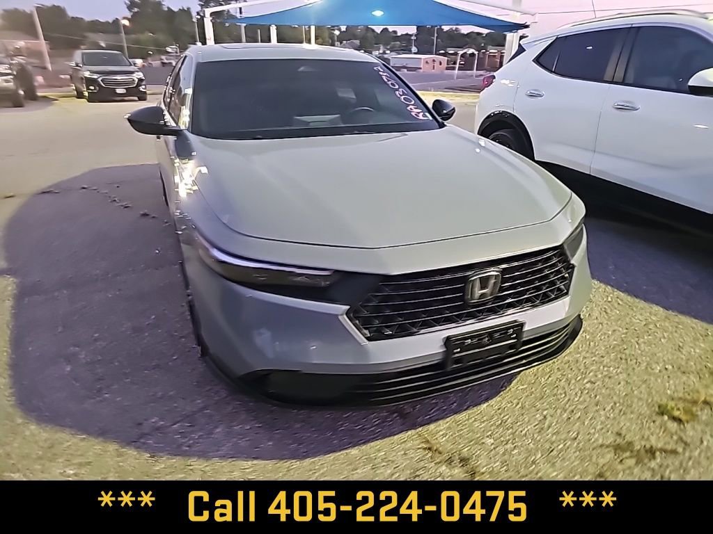 Used 2024 Honda Accord Sport image 4