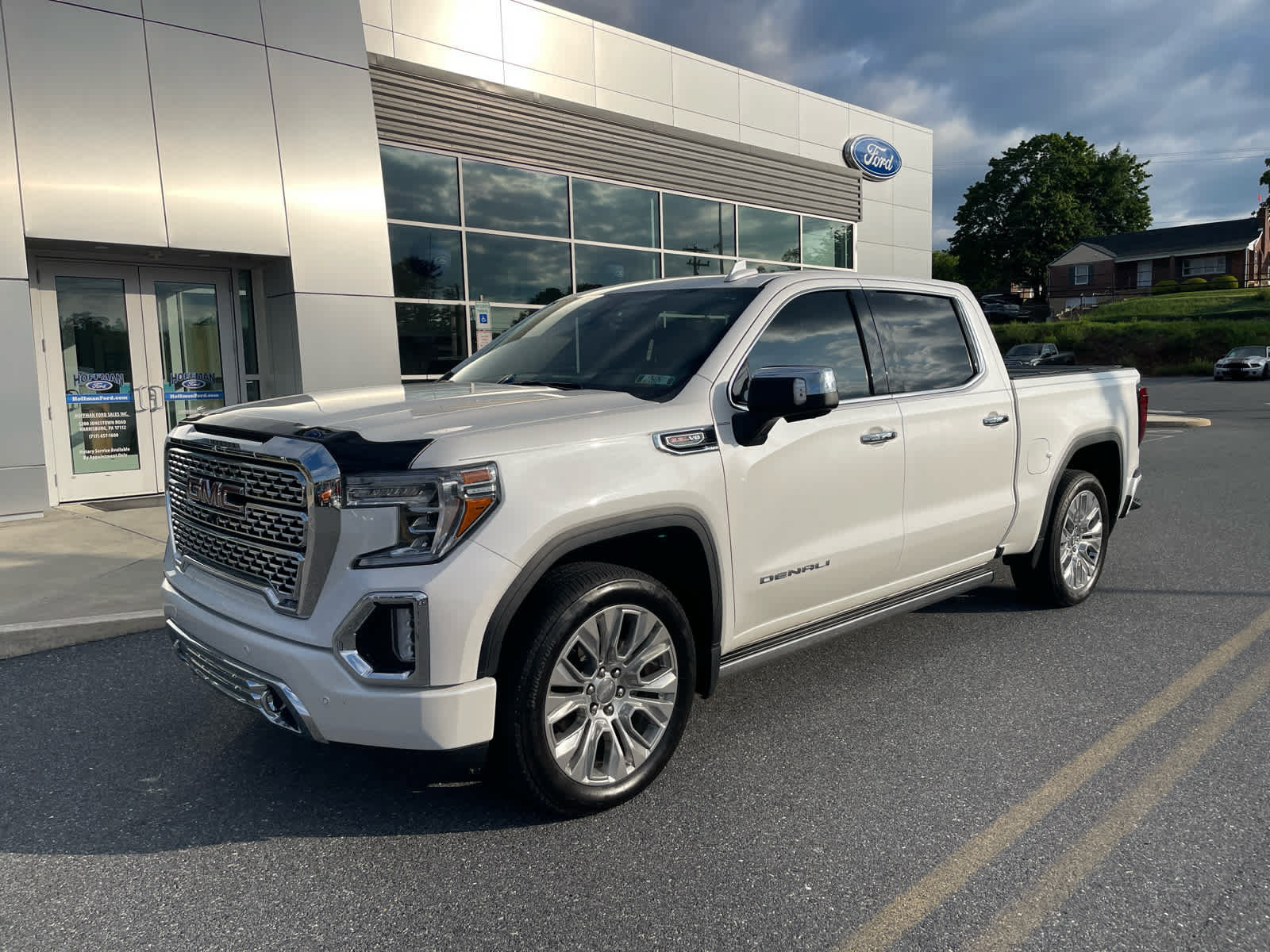 Used 2020 GMC Sierra 1500 Denali w/ Denali Ultimate Package AWD/4WD image 2