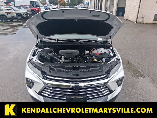 Used 2025 Chevrolet Blazer Premier w/ Driver Confidence II Package image 17