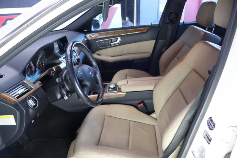 Used 2012 Mercedes-Benz E 350 4MATIC Sedan image 12
