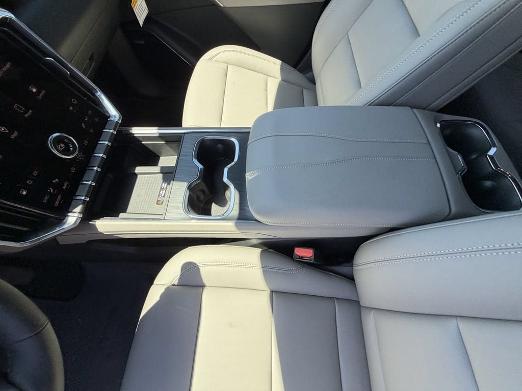 New 2026 GMC Acadia Elevation w/ Super Cruise Package FWD image 18