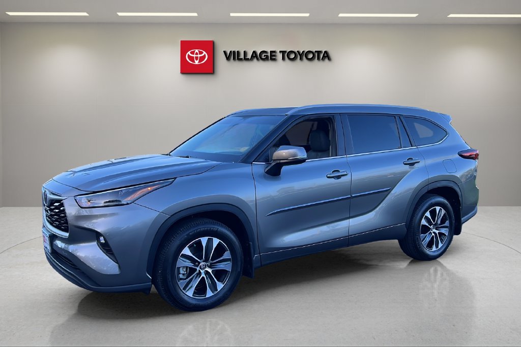 Certified 2026 Toyota Highlander XLE