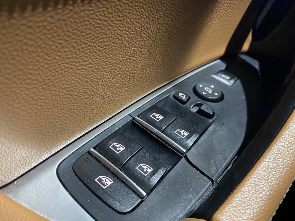 Used 2019 BMW X3 sDrive30i w/ Premium Package RWD image 8