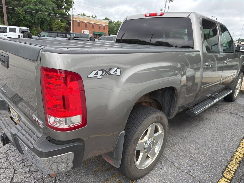Used 2012 GMC Sierra 2500 SLT w/ SLT Convenience Package AWD/4WD image 3