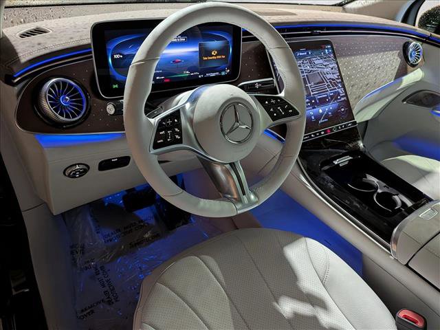New 2026 Mercedes-Benz EQE 320 4MATIC SUV image 3