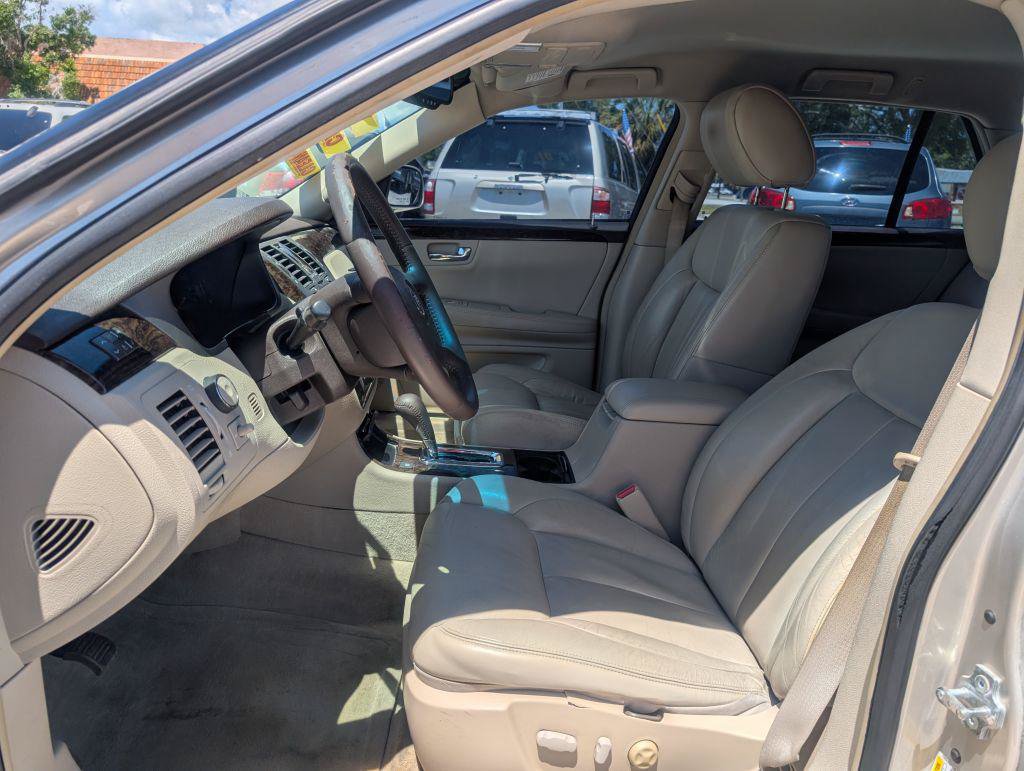 Used 2009 Cadillac DTS FWD image 9