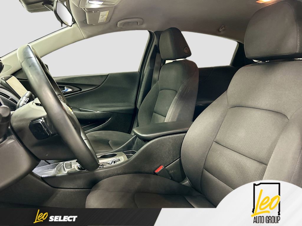 Certified 2024 Chevrolet Malibu RS w/ LPO, Floor Liner Package image 19