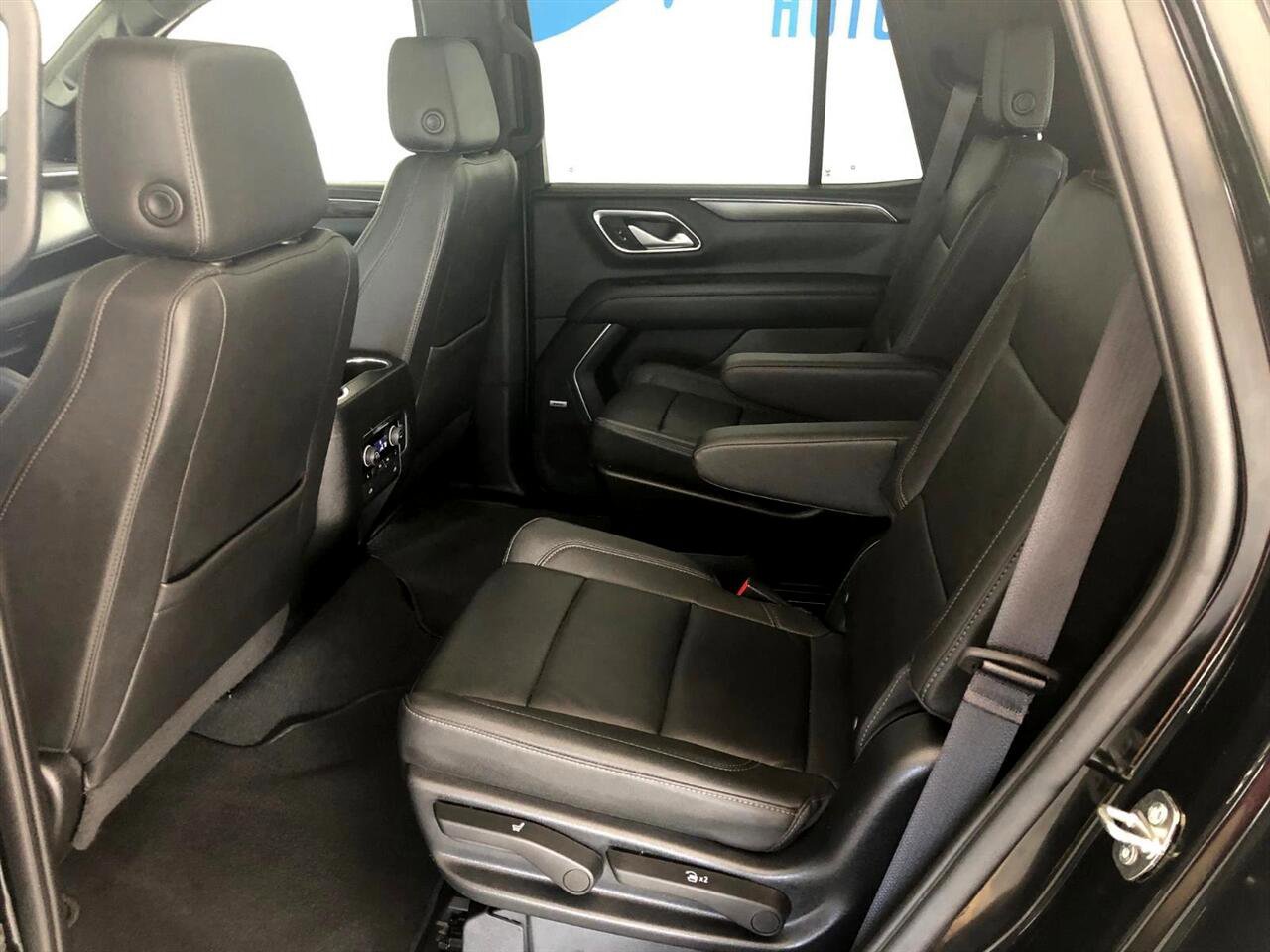 Used 2022 Chevrolet Tahoe LT w/ LT Signature Plus Package image 10