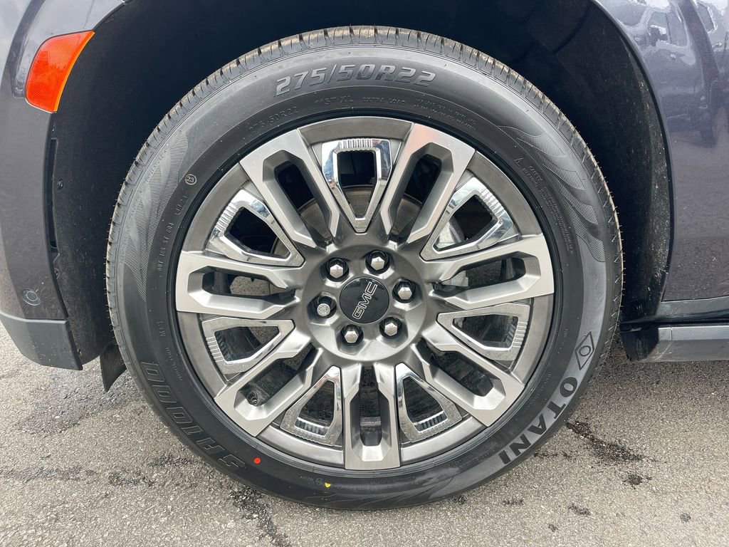 Used 2023 GMC Yukon XL Denali Ultimate image 36
