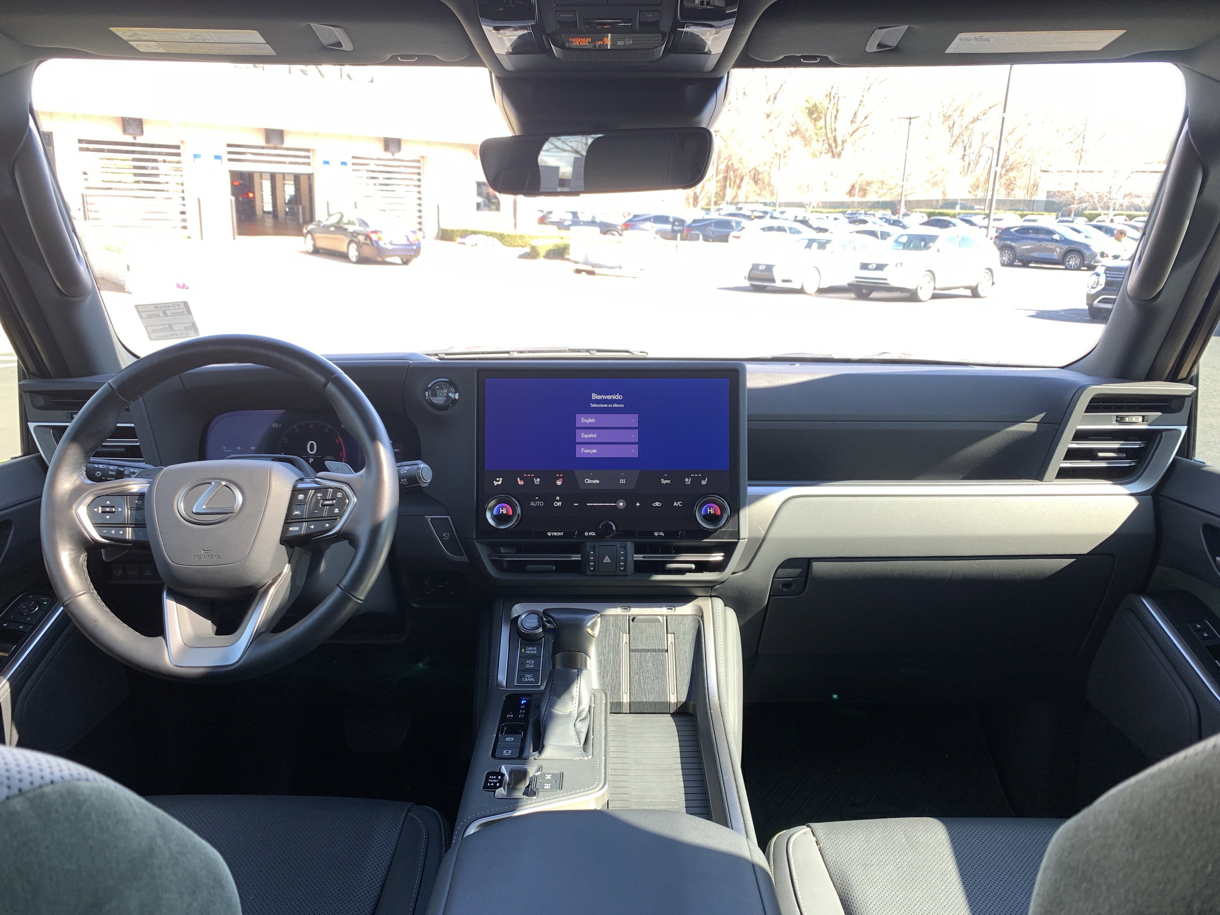 Used 2024 Lexus GX 550 image 30