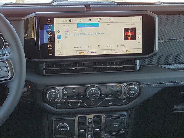 New 2026 Jeep Gladiator Mojave AWD/4WD image 10
