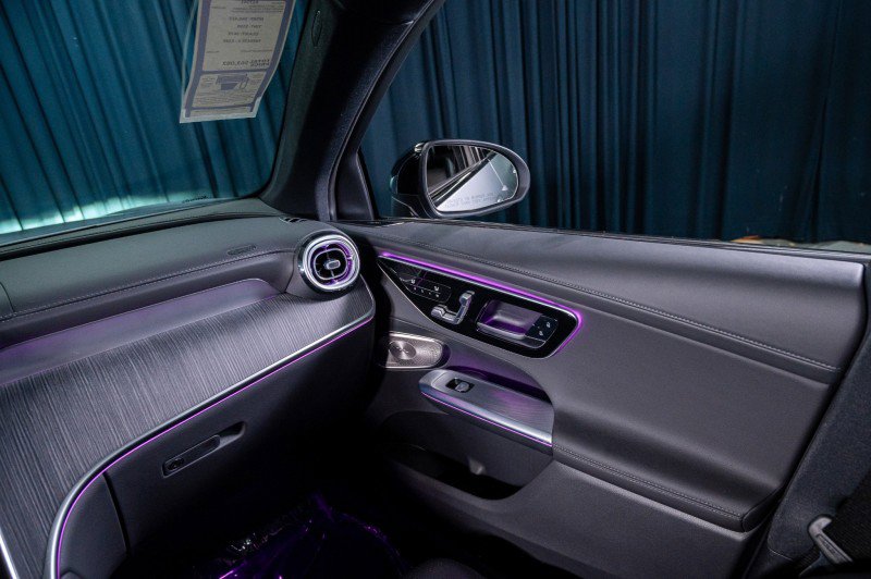 New 2025 Mercedes-Benz GLC 300 image 22