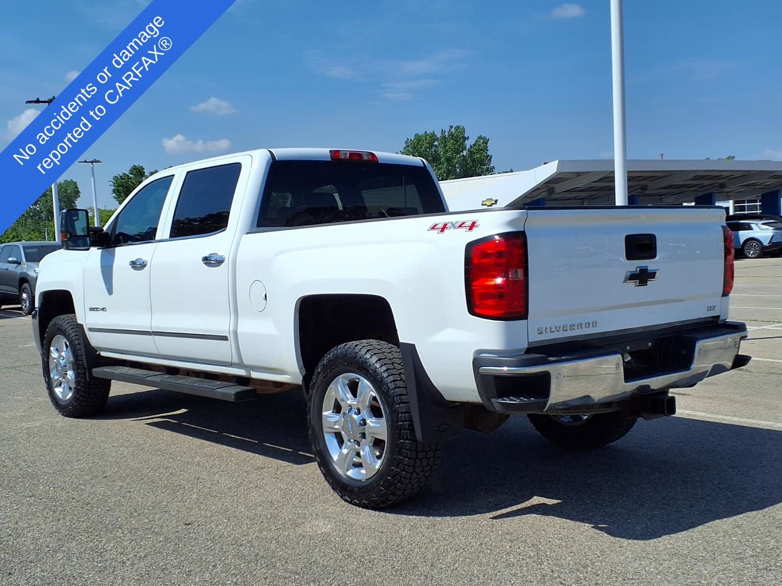 Used 2015 Chevrolet Silverado 2500 LTZ w/ Duramax Plus Package AWD/4WD image 8
