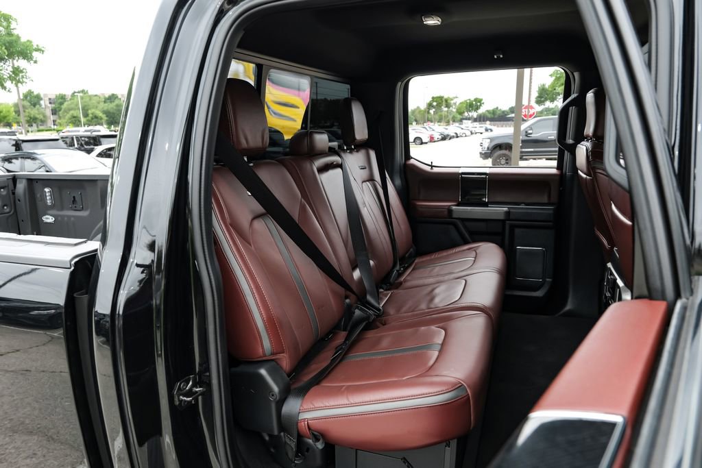 Used 2022 Ford F350 Platinum w/ FX4 Off-Road Package AWD/4WD image 39