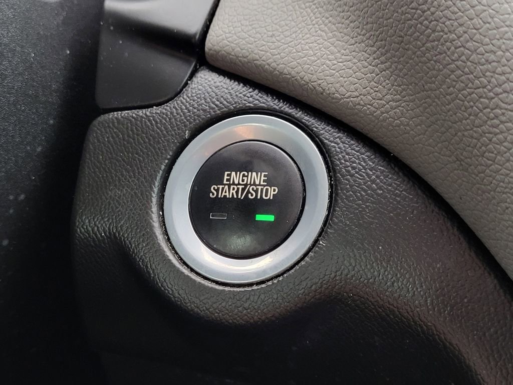 Used 2018 Chevrolet Equinox LS image 11