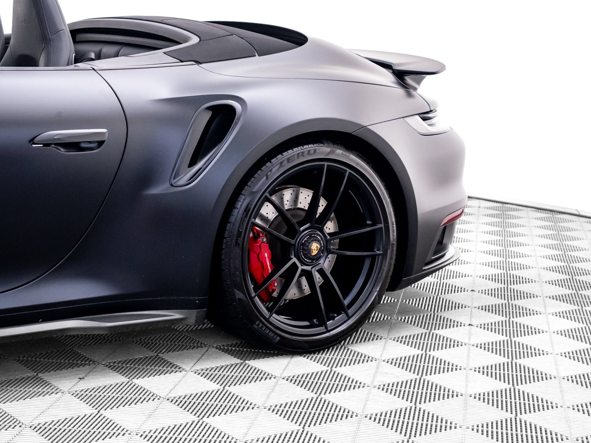 Used 2022 Porsche 911 Turbo AWD/4WD image 33
