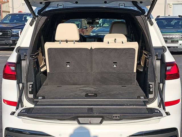 Used 2021 BMW X7 xDrive40i w/ M Sport Package image 13