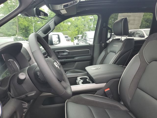 New 2026 RAM 1500 Laramie w/ Night Edition AWD/4WD image 19