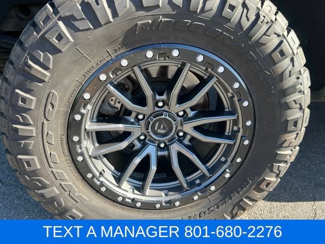 Used 2019 Chevrolet Silverado 1500 LTZ w/ LTZ Plus Package AWD/4WD image 8