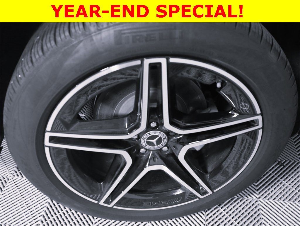 Used 2025 Mercedes-Benz GLS 450 4MATIC image 7