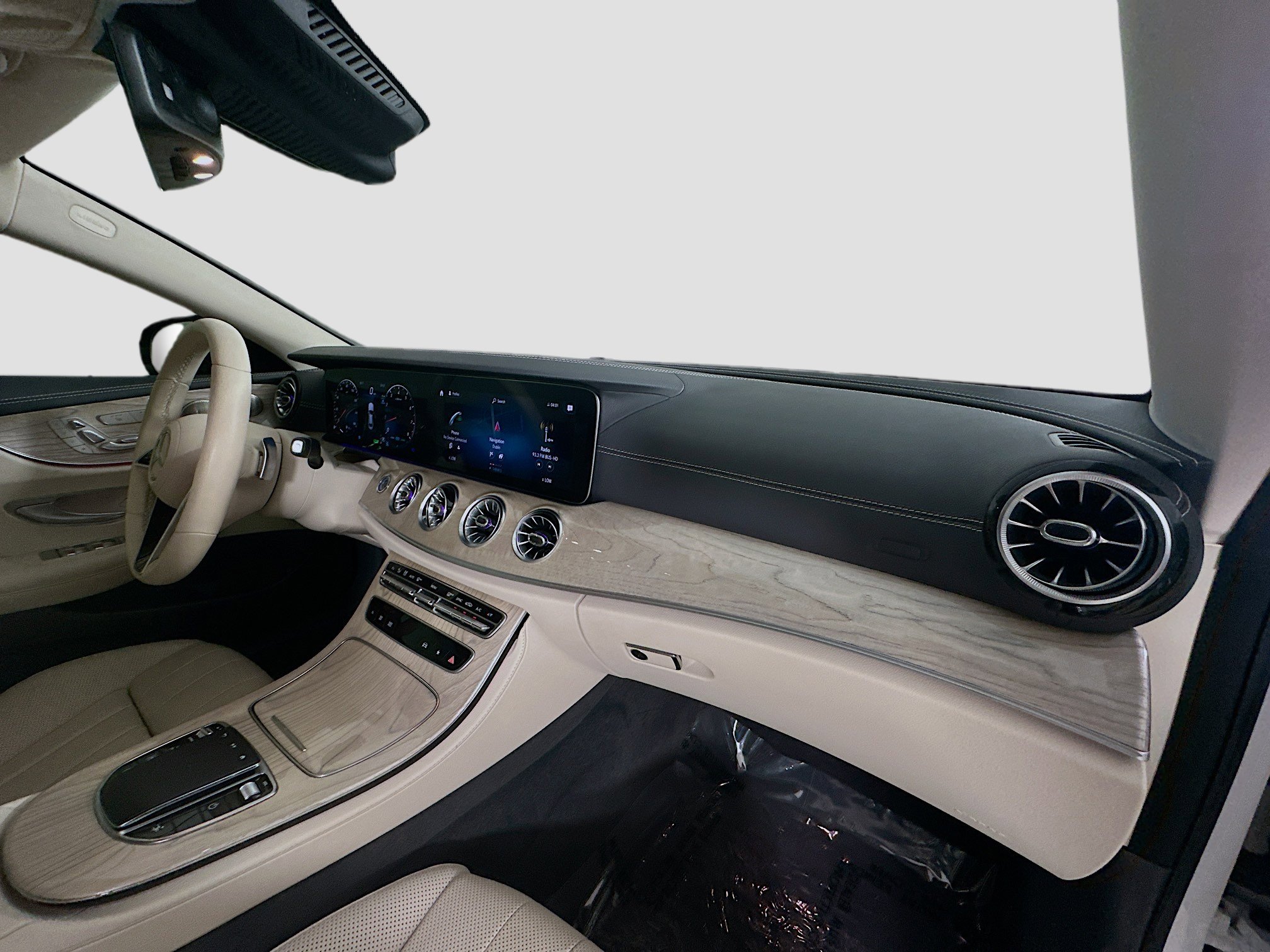 Used 2023 Mercedes-Benz E 450 4MATIC Coupe image 39