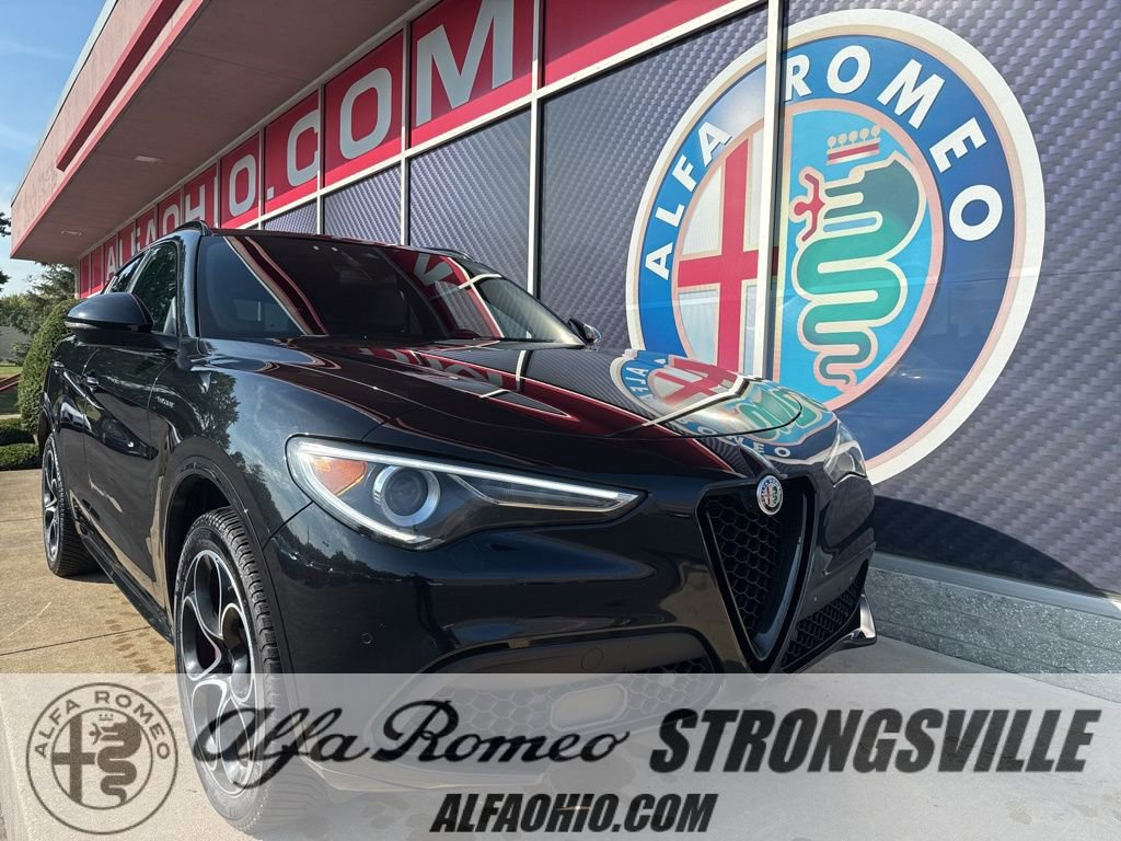 Used 2022 Alfa Romeo Stelvio Veloce video 1