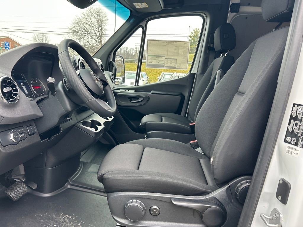New 2026 Mercedes-Benz Sprinter 3500 image 9