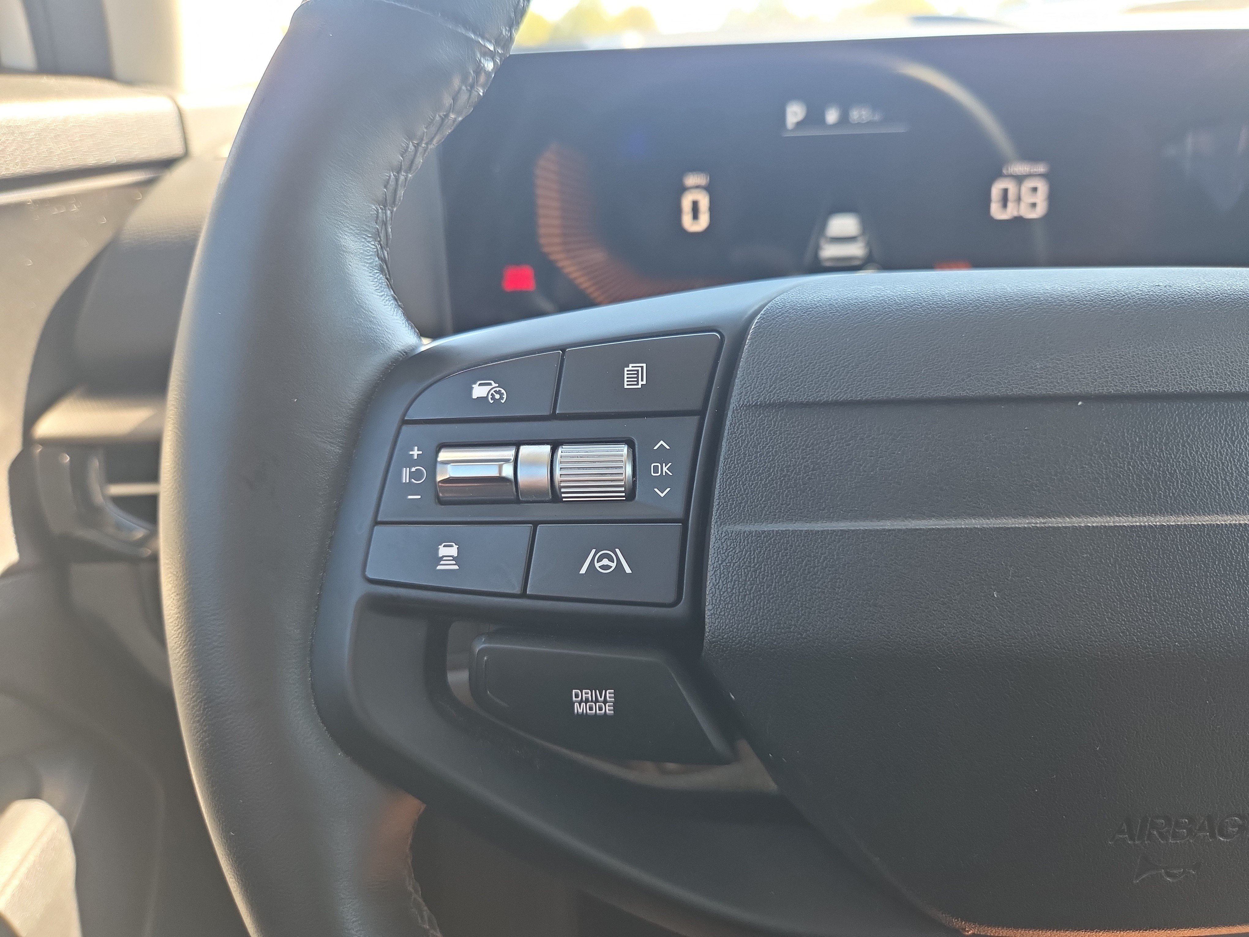 Used 2026 Kia Sportage LX FWD image 12