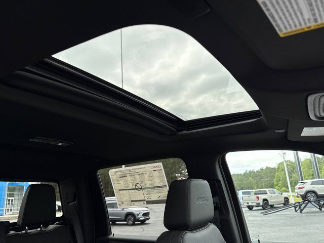 New 2026 GMC Sierra 2500 AT4 AWD/4WD image 14