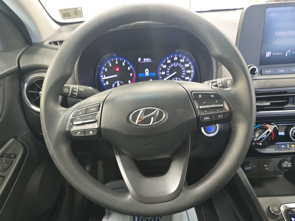 Certified 2023 Hyundai Kona SEL AWD/4WD image 15