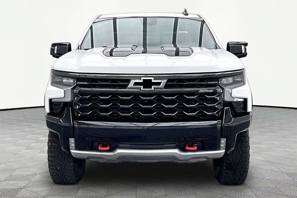 Used 2022 Chevrolet Silverado 1500 ZR2 w/ Technology Package AWD/4WD image 3