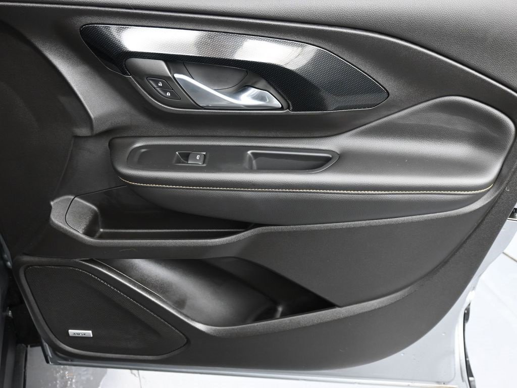 Used 2024 GMC Terrain AT4 w/ Infotainment Package II image 19