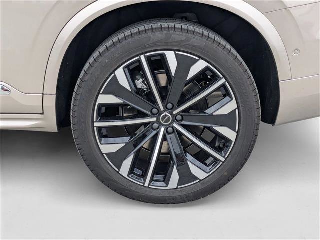 New 2026 Volvo XC90 T8 Plus image 11