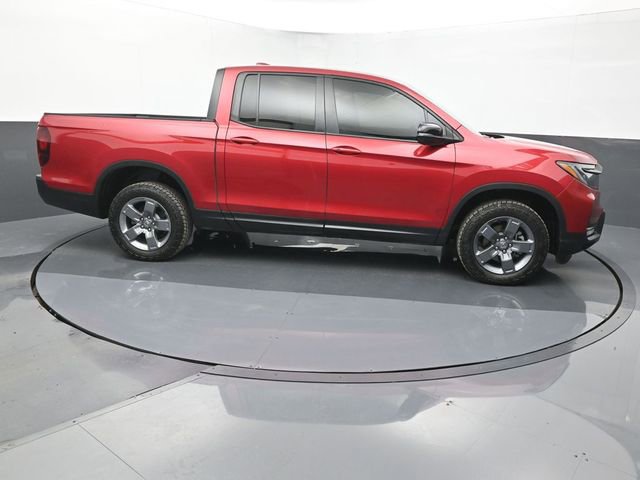 Used 2025 Honda Ridgeline TrailSport image 6