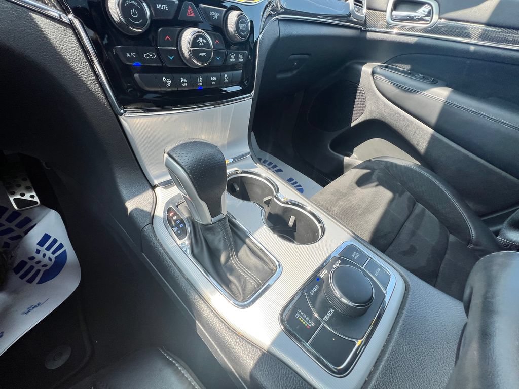 Used 2019 Jeep Grand Cherokee SRT AWD/4WD image 24