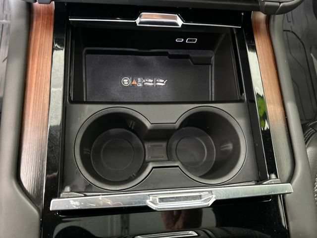 Used 2025 GMC Yukon XL Denali w/ Sun & Power Step Package AWD/4WD image 17